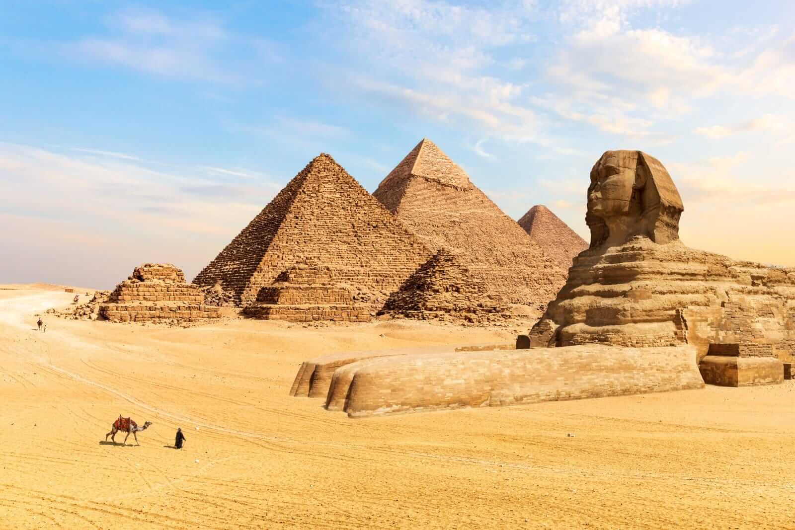10-Day Umrah & Pyramids of Giza Experience